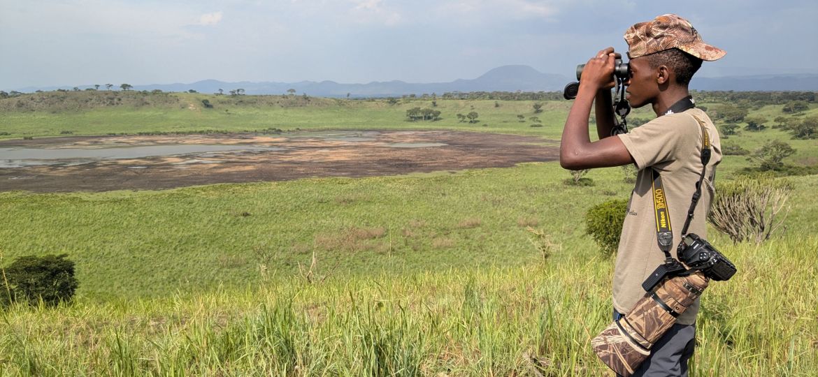 solo travel in Uganda with Hillary