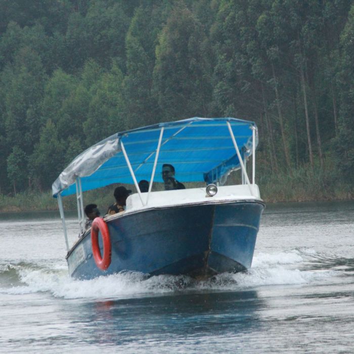 Guided Boat: Boat Ride for Island Exploration